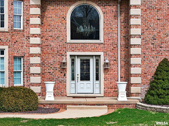 3rd image of 3113 W Summerbend Ct