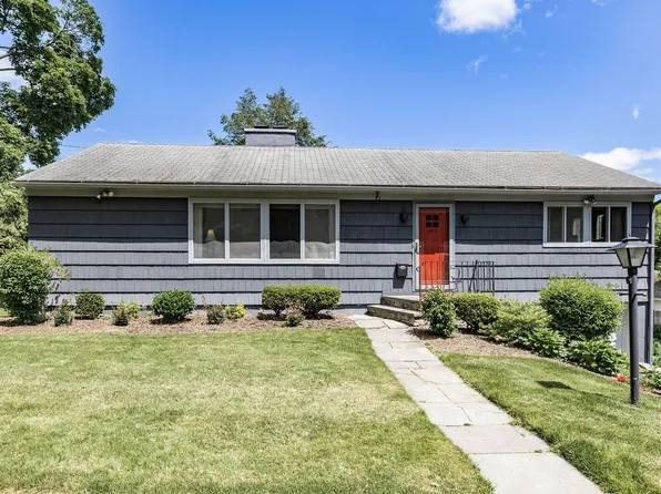107 Burlingame Rd, Syracuse, NY 13203