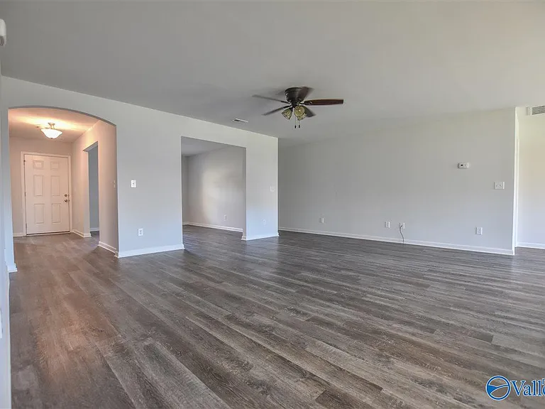 304 Fenrose Dr — Photo 10