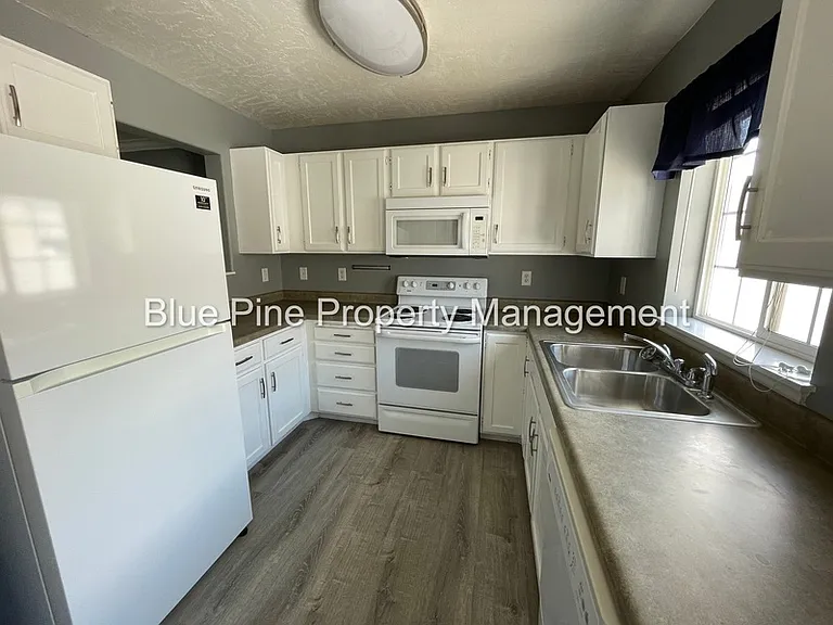 217 Georgetown Dr #1 — Photo 7
