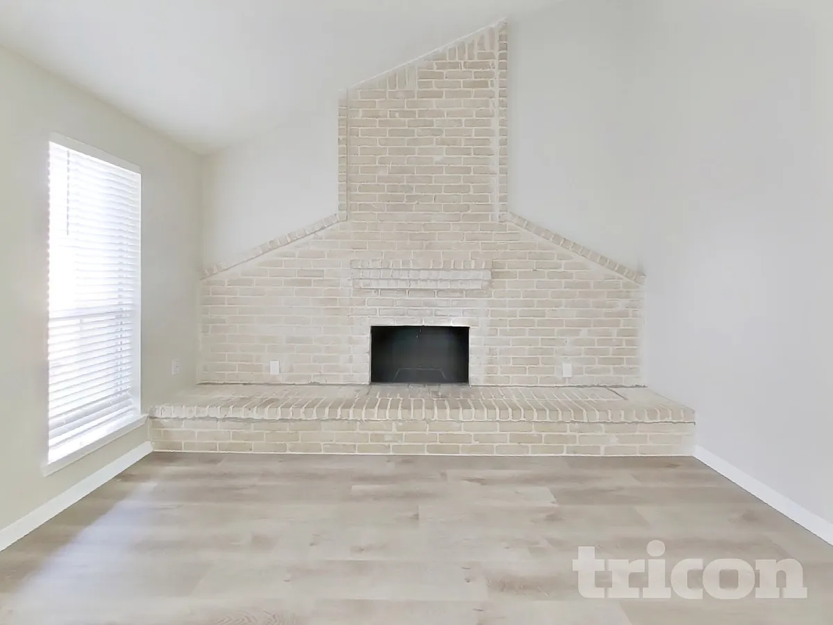 Building Photo - 12819 Enchanted Path Dr