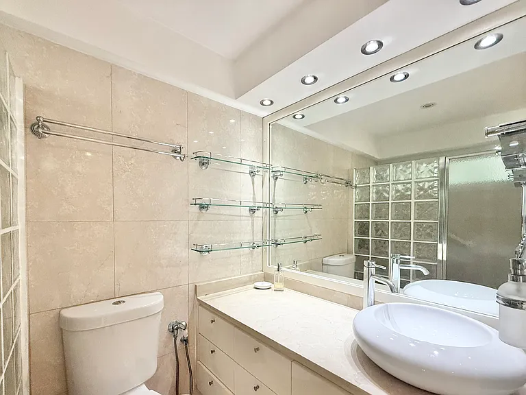 4429 Park Plaza Isla Verde Ave — Photo 14