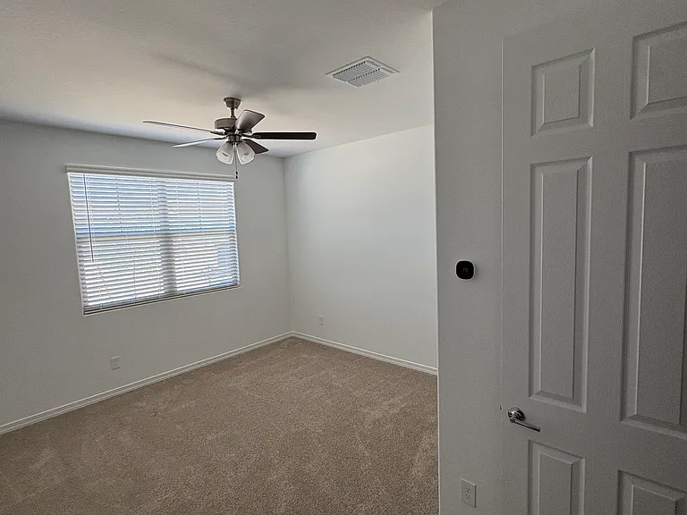 675 W Riparian Dr — Photo 25