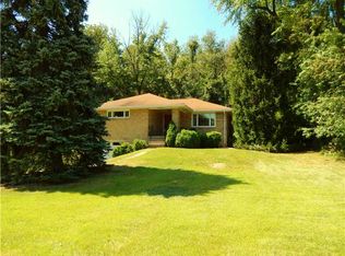 31 Laurel Ridge Rd, Coraopolis, PA 15108