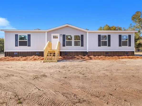 163 Cowboy Rd, Jesup, GA 31545