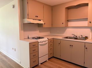84 Benedict Ln #F, Middlebury, VT 05753
