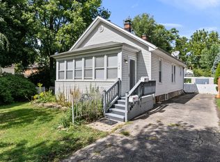 744 E Main St, Morris, IL 60450
