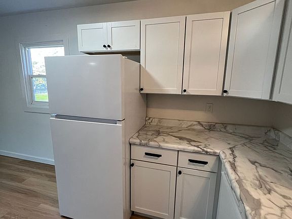 5th image of 724-738 Ridgeland Ave #732