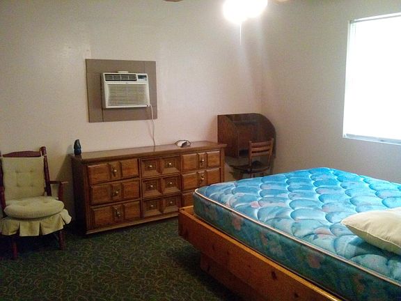 4th image of 3690 Vernon Dr