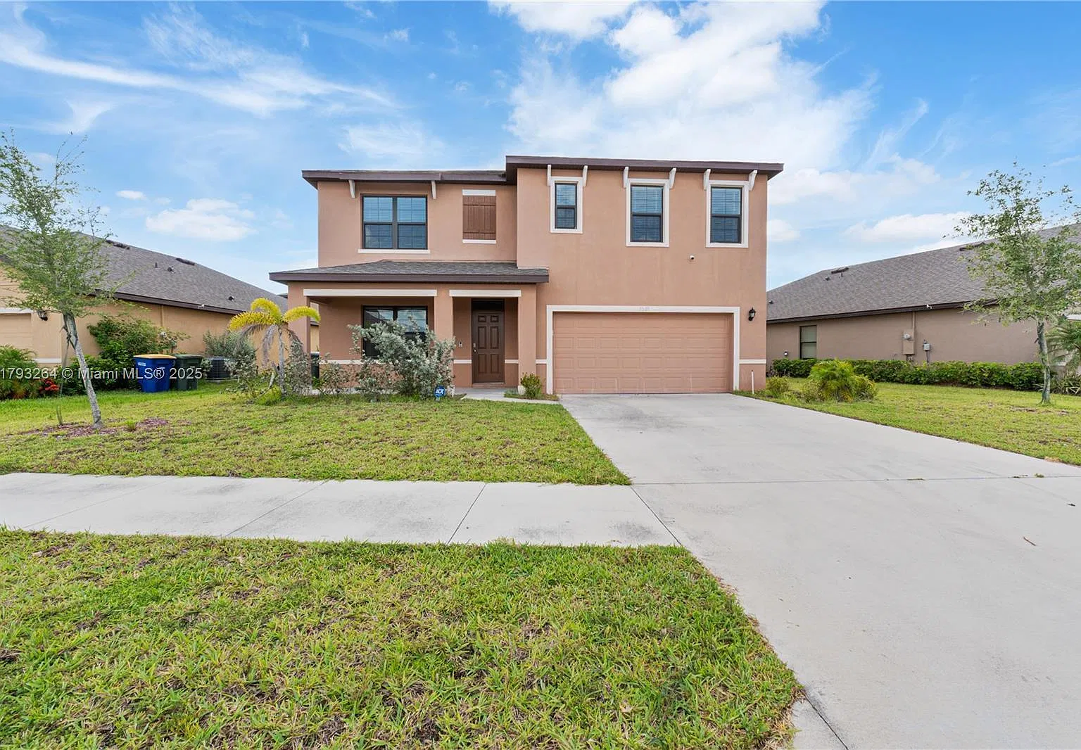 5 bed, 3.0 bath, 2634 sqft, $3,600 — Photo 1