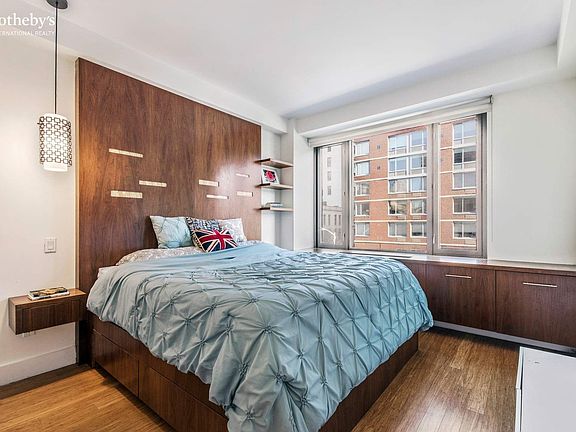 5th image of 305 W 16th St APT 3D