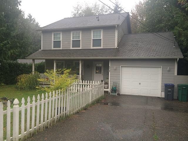 Front of the house 