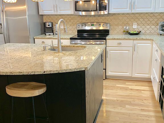 5th image of 3945 Ocean Cut Ln