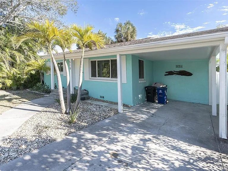 518 77th Ave — Photo 2