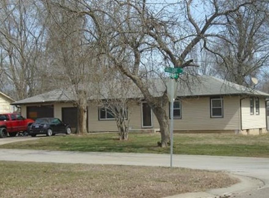 1st image of 2401 Hillside Dr