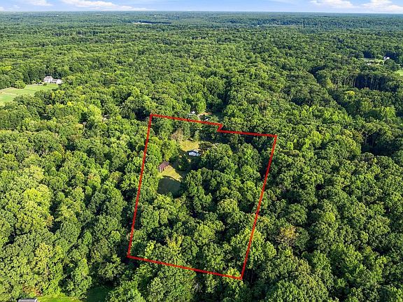 4th image of 8585 Penns Hill Rd