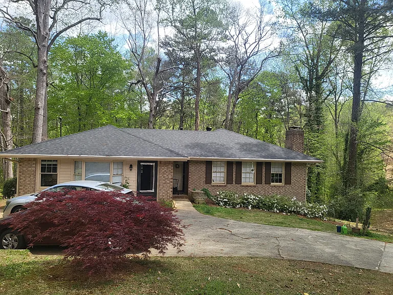 5111 Cavalier Dr SE — Photo 2
