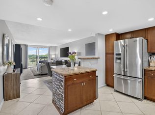 3001 W Rolling Hills Circle #501, Davie, FL 33328