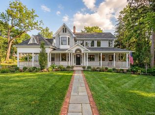 227 Prospect Avenue, Sea Cliff, NY 11579