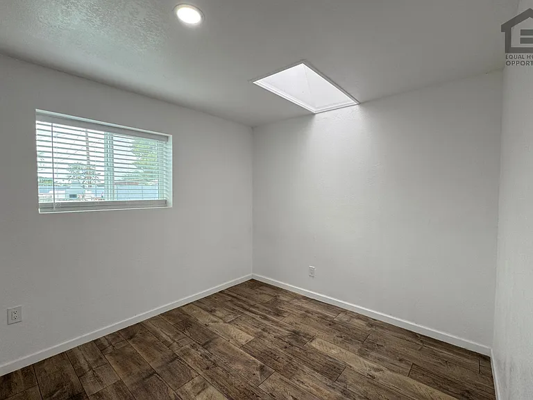 232 W Gail Dr — Photo 14