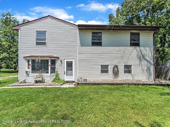 5th image of 2410 Bliesener St