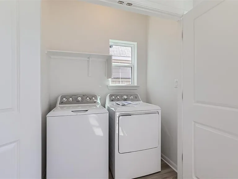 161 Duck Creek Trl — Photo 4