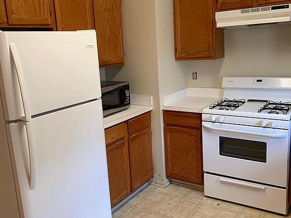 5th image of 10734 Wakeman Dr