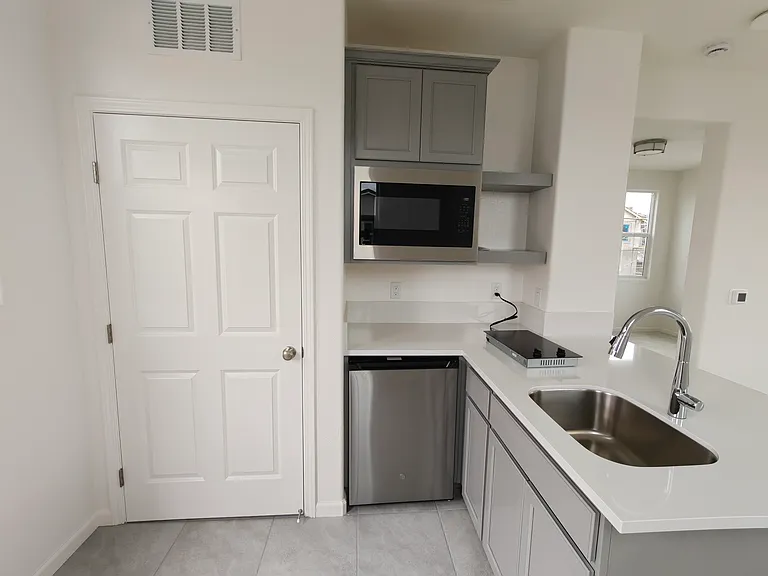 3171 Ives Ln — Photo 16