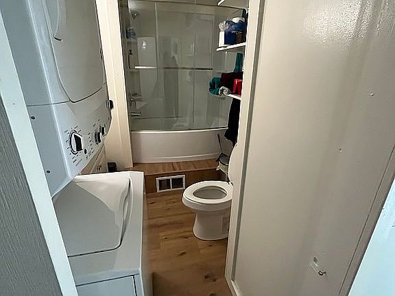 4th image of 102 Redwood Dr