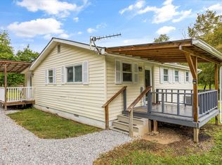 5704 Scott Hwy, Robbins, TN 37852