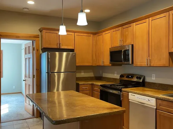817 S Brooks St, Madison, WI 53715
