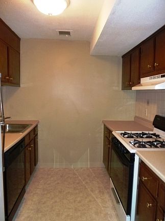 2nd image of 3 Louisburg Sq. U3 #3