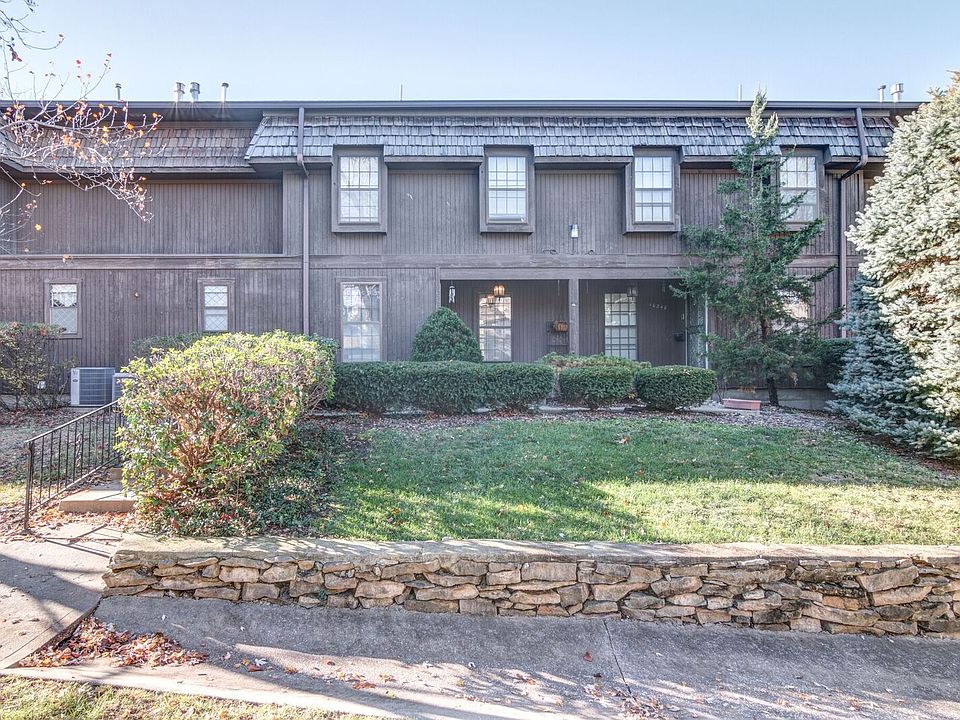 1st image of 10250 Cedarbrooke Ln