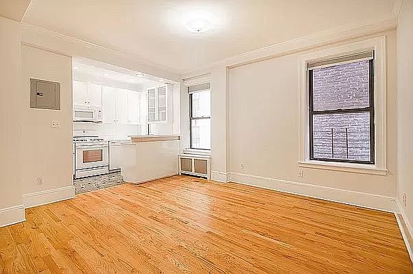 1st image of 1240 Park Ave #C5