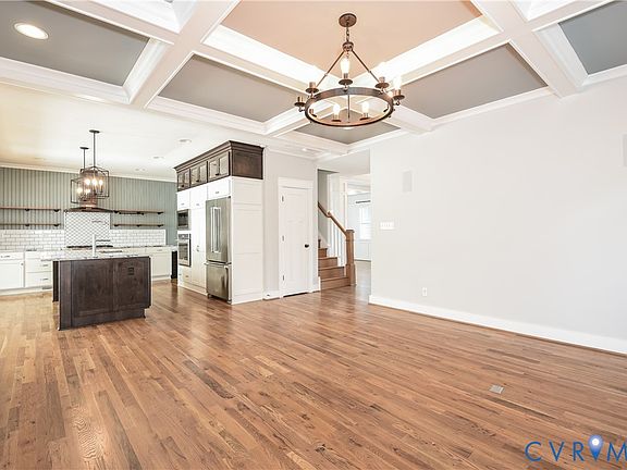 4th image of 3901 Graythorne Dr