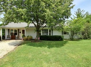 2700 Park Ln, Glenview, IL 60025
