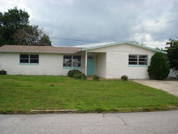 2nd image of 3736 Beechwood Dr