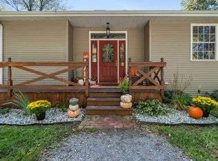 8955 Garfield Rd, Parma, MI 49269