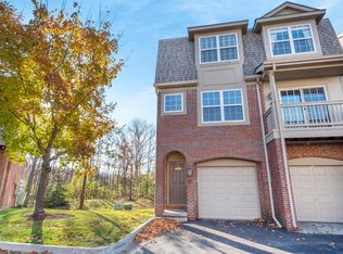 3038 Barclay Way, Ann Arbor, MI 48105