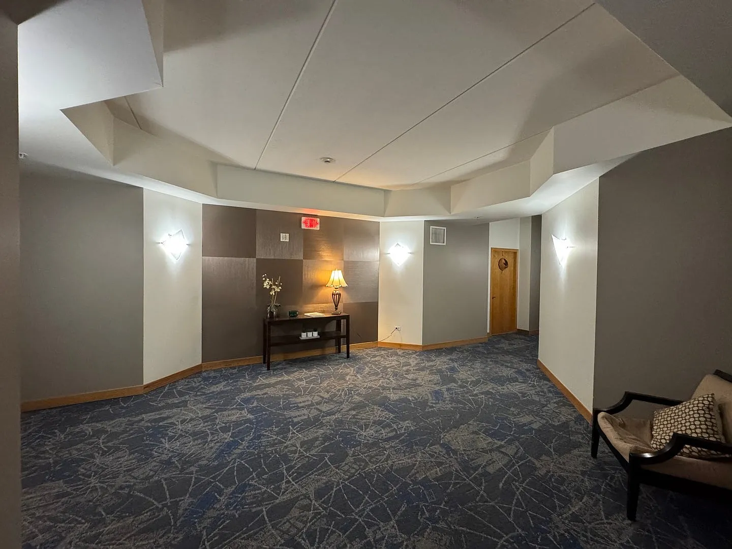 1 bed, 859 sqft, $2,350 — Photo 3