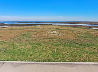 3815 Curlew Dr, Galveston, TX 77554