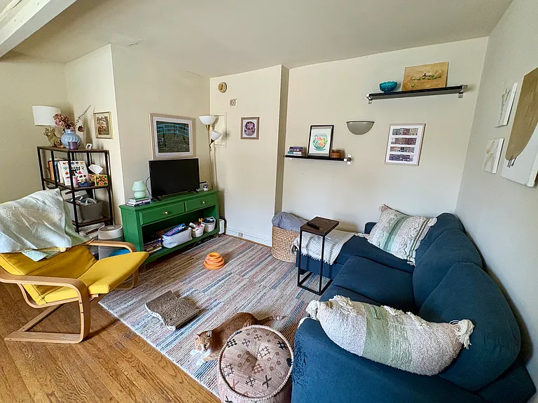 251 S 23rd St #2F — Photo 5