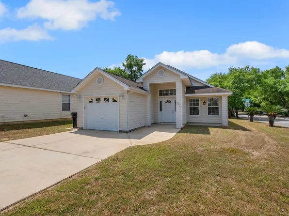 3211 Emerson Ln, Tallahassee, FL 32317