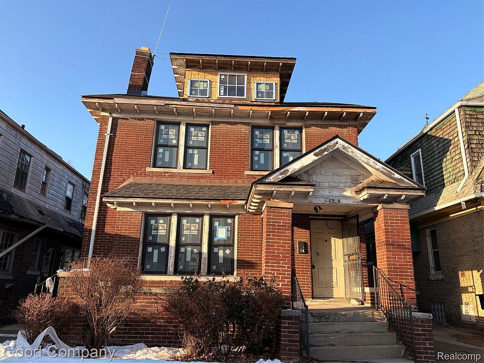 1st image of 2966 Collingwood St