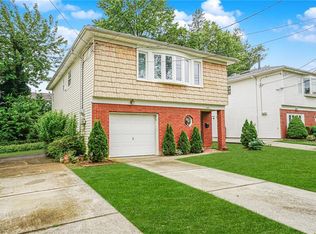 184 Barclay Ave, Staten Island, NY 10312