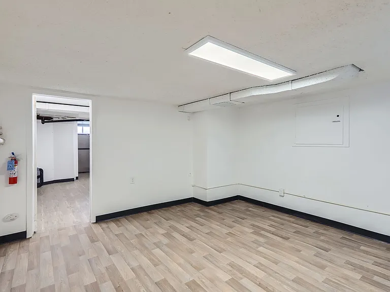 FULL Studio Apartment in basement with kitchen