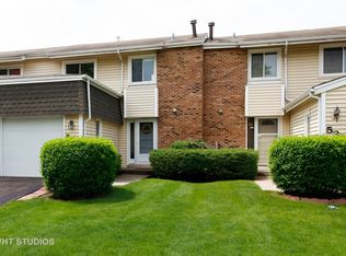 537 Thomas Rd, Bolingbrook, IL 60440