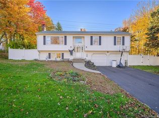 89 Shaw Farm Rd, Watertown, CT 06779