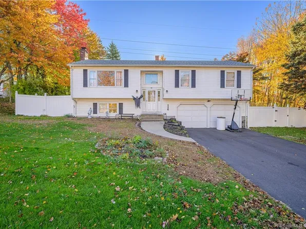 89 Shaw Farm Road, Watertown, CT 06779