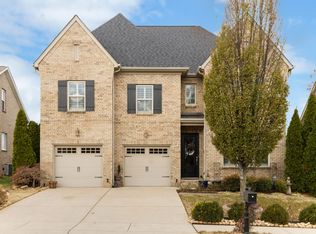 2017 Devonwood Ln, Thompsons Station, TN 37179